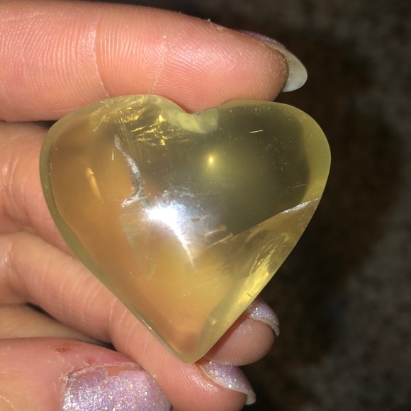 Citrine Heart - Picture 3 of 6
